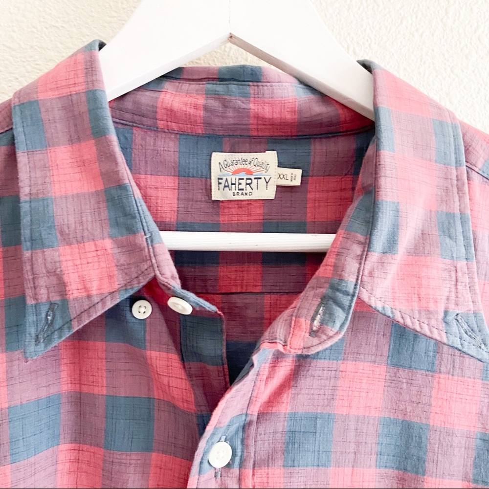 Faherty | Checkered Organic Cotton Short Sleeve - Picture 2 of 7